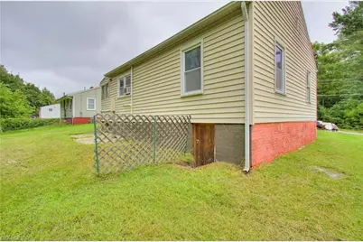 416 E Peachtree Drive, High Point, NC 27265 - Photo 24