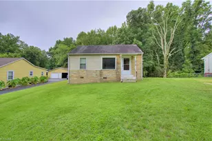 416 E Peachtree Dr, High Point, NC 27265 - Photo 1