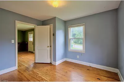 416 E Peachtree Drive, High Point, NC 27265 - Photo 6