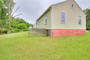 416 E Peachtree Dr, High Point, NC 27265 - Photo 24
