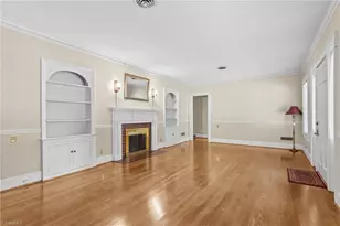 403 Spring St, Thomasville, NC 27360 - Photo 8