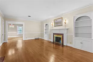 403 Spring St, Thomasville, NC 27360 - Photo 6
