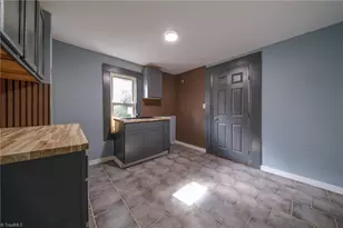 923 Crowder St, Winston-Salem, NC 27107 - Photo 10