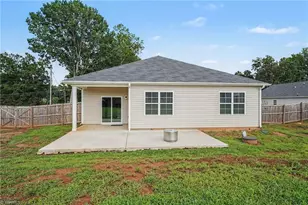 620 Hickory Point Dr, Lexington, NC 27292 - Photo 20