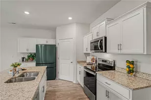 620 Hickory Point Dr, Lexington, NC 27292 - Photo 6