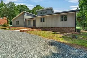 5707 Gatestone Dr, Greensboro, NC 27406 - Photo 4
