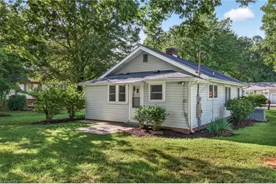 222 W Brower Avenue, Liberty, NC 27298 - Photo 24