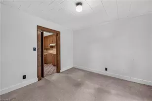 222 W Brower Ave, Liberty, NC 27298 - Photo 18