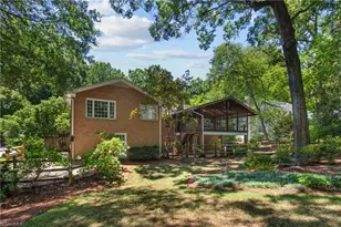 2922 Round Hill Rd, Greensboro, NC 27408 - Photo 1