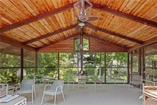 2922 Round Hill Rd, Greensboro, NC 27408 - Photo 14