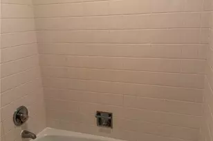 1000 Englewood Dr, Winston-Salem, NC 27106 - Photo 32