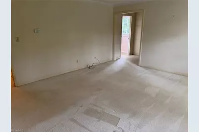 1000 Englewood Drive, Winston-Salem, NC 27106 - Photo 22
