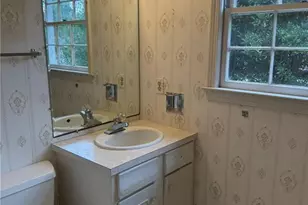 1000 Englewood Dr, Winston-Salem, NC 27106 - Photo 18