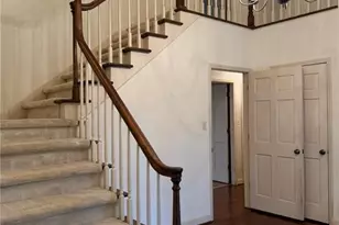1000 Englewood Dr, Winston-Salem, NC 27106 - Photo 4