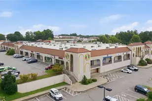 4925 W Market St, Greensboro, NC 27407 - Photo 12