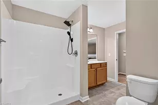 7108 W Friendly Ave, Greensboro, NC 27410 - Photo 22