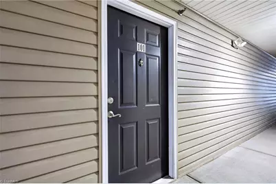 7108 W Friendly Avenue, Greensboro, NC 27410 - Photo 28