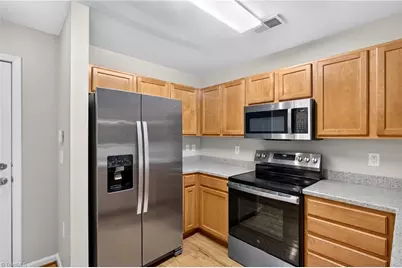 7108 W Friendly Avenue, Greensboro, NC 27410 - Photo 8