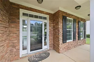 2345 Rockland Cir, High Point, NC 27265 - Photo 2