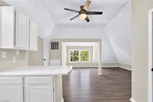 614 Mendenhall St, Greensboro, NC 27403 - Photo 12