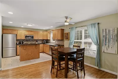 212 Santa Fe Circle, Thomasville, NC 27360 - Photo 8