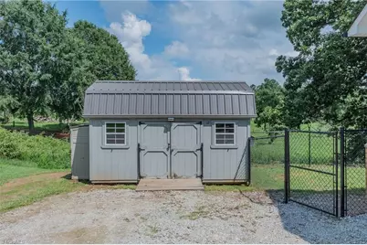 185 Broadway Road, Lexington, NC 27295 - Photo 34