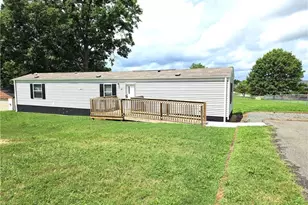 126 Sheraton Ct, King, NC 27021 - Photo 1