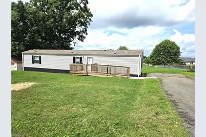 126 Sheraton Court, King, NC 27021 - Photo 2