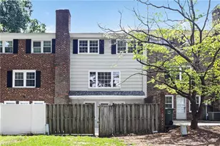 3011 Patriot Ct, Greensboro, NC 27408 - Photo 18