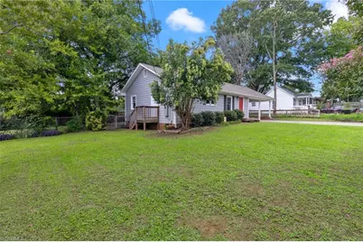 500 Washington Street, Graham, NC 27253 - Photo 2