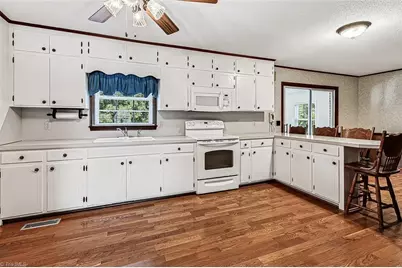 308 Westbury Drive, Asheboro, NC 27205 - Photo 6