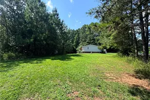 5052 Friendship Circle Rd, East Bend, NC 27018 - Photo 4