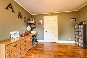1011 Ava St, Burlington, NC 27215 - Photo 8