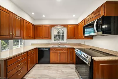 3709 Kirklees Road, Winston-Salem, NC 27104 - Photo 12