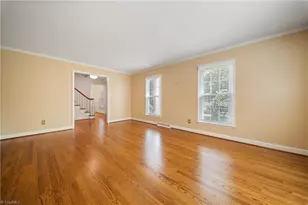 3709 Kirklees Rd, Winston-Salem, NC 27104 - Photo 6