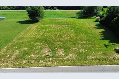 1213 Old Highway 21, State Road, NC 28676 - Photo 2