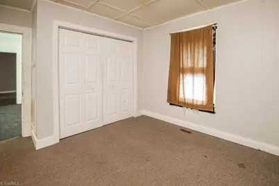 409 Academy Street, High Point, NC 27260 - Photo 10