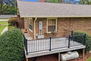 325 Spring St, Yadkinville, NC 27055 - Photo 36