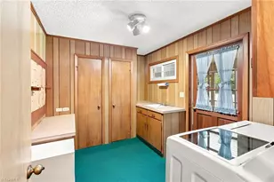 325 Spring St, Yadkinville, NC 27055 - Photo 20