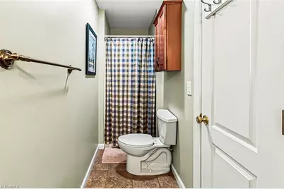 4024 Baytree Court, High Point, NC 27265 - Photo 38