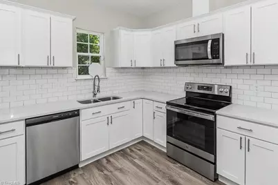 1329 Belleauwood Street, Winston-Salem, NC 27107 - Photo 8