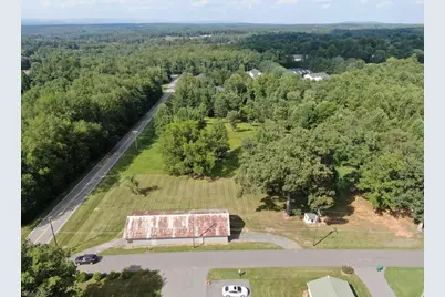 209 Second Street, Pilot Mountain, NC 27041 - Photo 8