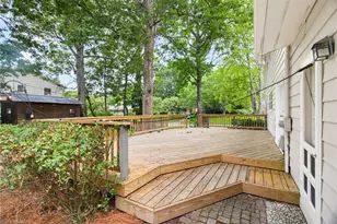 2913 Shady Lawn Dr, Greensboro, NC 27408 - Photo 22