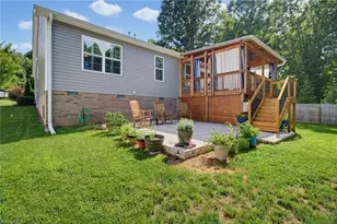 3091 Walker Ridge Dr, Walkertown, NC 27051 - Photo 26