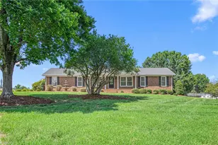 1971 Delaine Dr, Burlington, NC 27215 - Photo 2