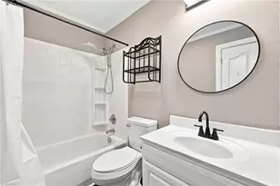 402 Gilbreath St, Graham, NC 27253 - Photo 24