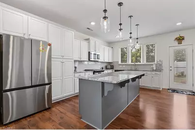 4021 Pursuance Court, High Point, NC 27265 - Photo 18
