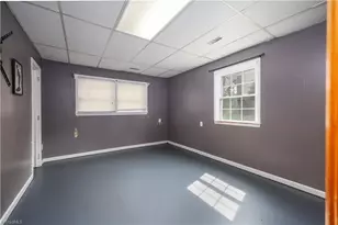3900 Briarwood Ave, High Point, NC 27265 - Photo 26