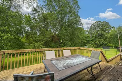 3900 Briarwood Avenue, High Point, NC 27265 - Photo 32