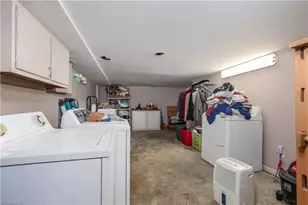 3900 Briarwood Ave, High Point, NC 27265 - Photo 30